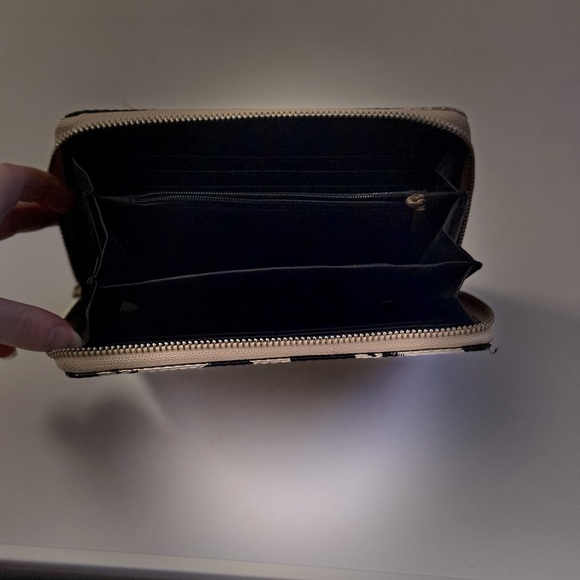 Tiger striped wallet, gold and black - Picture 2 of 2